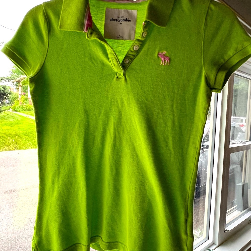 EUC Abercrombie kids polo shirt